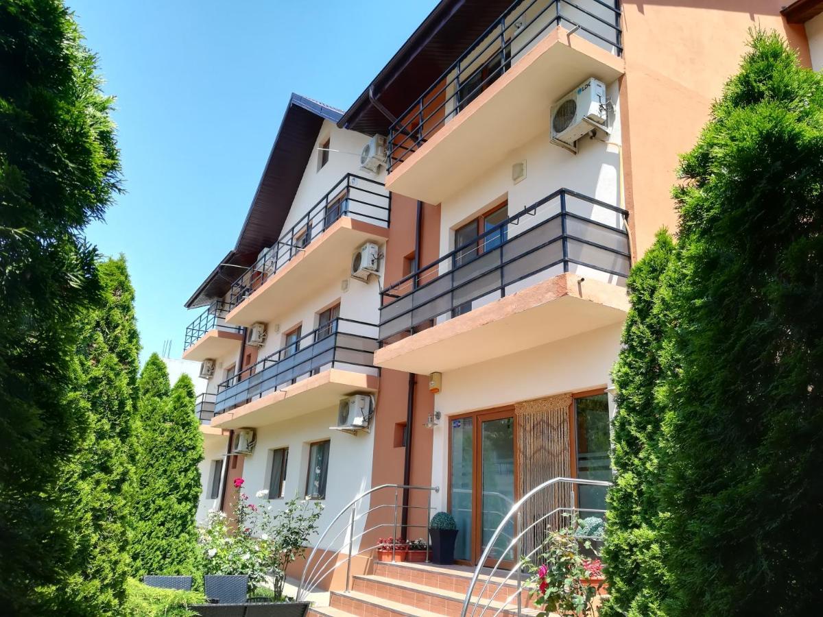 Hotel Casa Mevas Costinesti Esterno foto