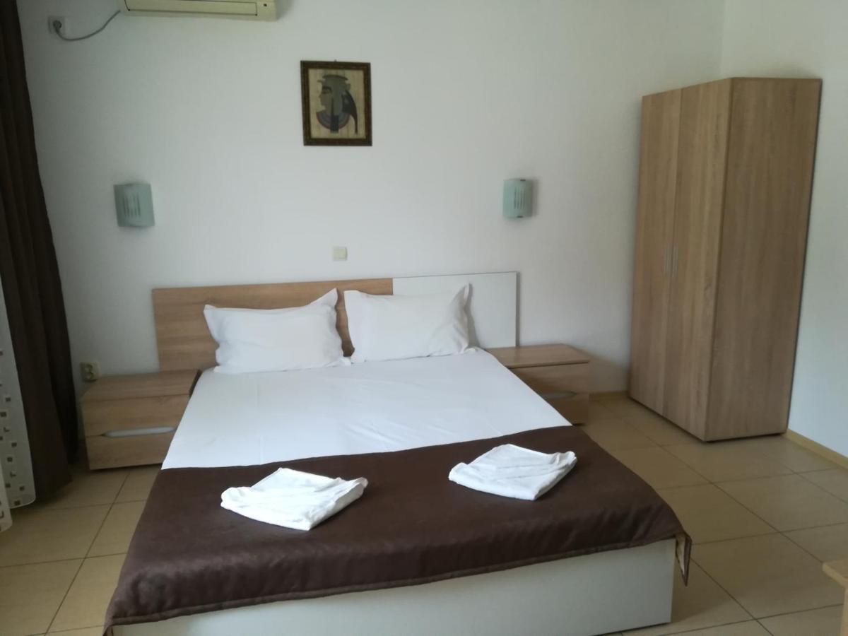 Hotel Casa Mevas Costinesti Esterno foto